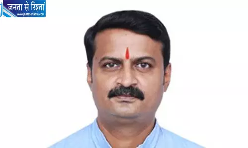 महाराष्ट्र में जल संकट को लेकर HVP की मांग, अगले साल IPL मैच रद्द करने का सुझाव महाराष्ट्र में जल संकट को लेकर HVP की मांग, अगले साल IPL मैच रद्द करने का सुझाव
