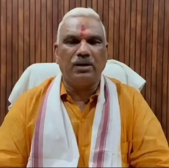 कांग्रेस की गुटबाजी पर मंत्री जवाहर सिंह बेढम का बड़ा हमला कांग्रेस की गुटबाजी पर मंत्री जवाहर सिंह बेढम का बड़ा हमला
