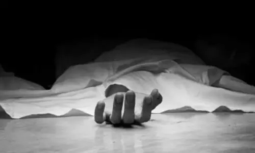 सोनभद्र में प्रसव के दौरान नाबालिग दुष्कर्म पीड़िता की मौत, आरोपी पहले ही गिरफ्तार सोनभद्र में प्रसव के दौरान नाबालिग दुष्कर्म पीड़िता की मौत, आरोपी पहले ही गिरफ्तार