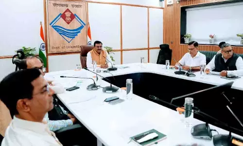 मुख्य सचिव ने की यूआईआईडीबी के प्रोजेक्ट्स की प्रगति की समीक्षा