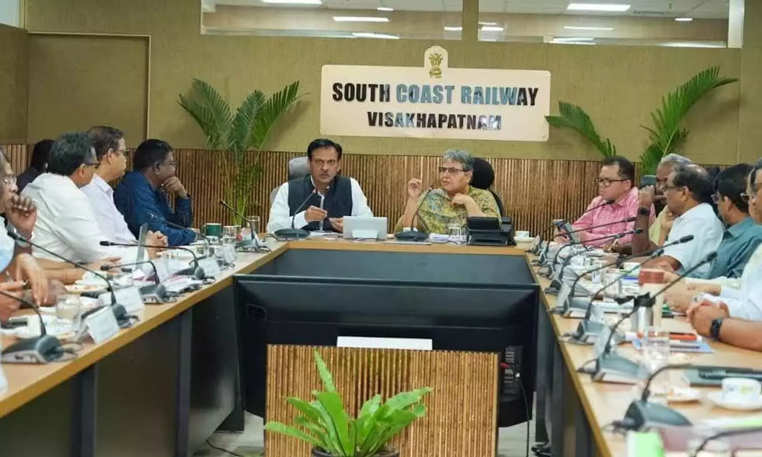 Andhra: सीआरएस जोन के सुरक्षा प्रदर्शन का मूल्यांकन करता है Andhra: सीआरएस जोन के सुरक्षा प्रदर्शन का मूल्यांकन करता है