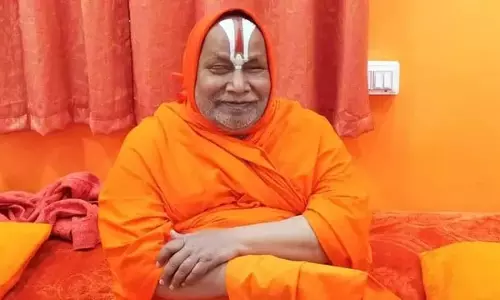 स्वामी रामभद्राचार्य के खिलाफ परिवाद दाखिल, अदालत ने नोटिस जारी कर मांगा जवाब