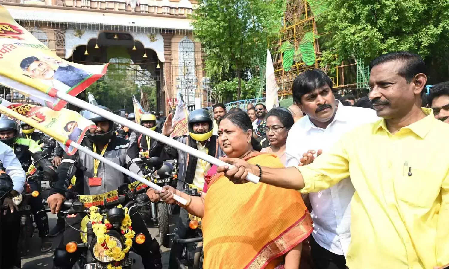 Andhra: टीडीपी सेवा संकल्प यात्रा अलीपिरी में शुरू हुई