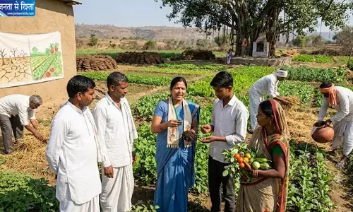 कर्वी ब्लॉक के 168 गांवों तक पहुंचेगा प्राकृतिक खेती का संदेश, कृषि ज्ञान दूत बनेंगे किसानों की कड़ी कर्वी ब्लॉक के 168 गांवों तक पहुंचेगा प्राकृतिक खेती का संदेश, कृषि ज्ञान दूत बनेंगे किसानों की कड़ी