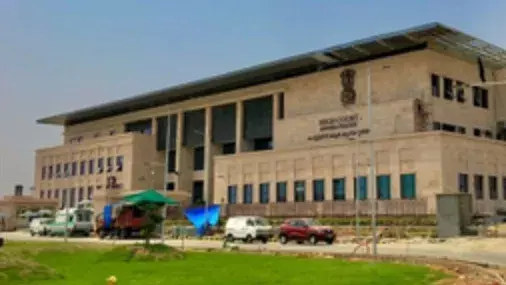 आंध्र हाई कोर्ट ने स्थानीय निकाय चुनावों में 34% BC कोटा रद्द किया आंध्र हाई कोर्ट ने स्थानीय निकाय चुनावों में 34% BC कोटा रद्द किया