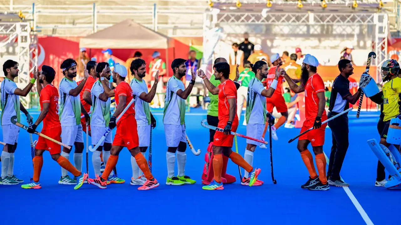 एशियन गेम्स: भारतीय पुरुष हॉकी टीम फाइनल में, मेडल पक्का एशियन गेम्स: भारतीय पुरुष हॉकी टीम फाइनल में, मेडल पक्का