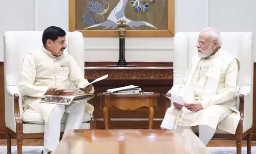 पीएम मोदी से मिले मुख्यमंत्री मोहन यादव, ग्लोबल इन्वेस्टर्स समिट 2027 के लिए दिया न्योता पीएम मोदी से मिले मुख्यमंत्री मोहन यादव, ग्लोबल इन्वेस्टर्स समिट 2027 के लिए दिया न्योता