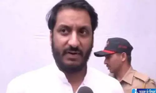 पार्थ पवार को आरोपी नहीं बनाने पर हाई कोर्ट ने पूछा सवाल पार्थ पवार को आरोपी नहीं बनाने पर हाई कोर्ट ने पूछा सवाल