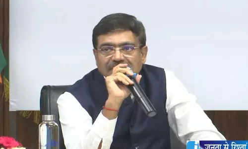 फ्लाइट में हिंसक हमले के दौरान पायलट ने दिखाई बहादुरी 174 यात्री सुरक्षित