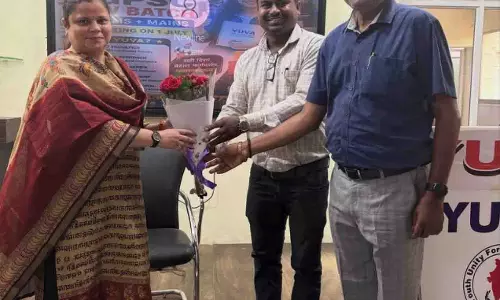 सौ किताबों को एक बार पढ़ने से बेहतर एक किताब को सौ बार पढ़ें: डॉ आरती