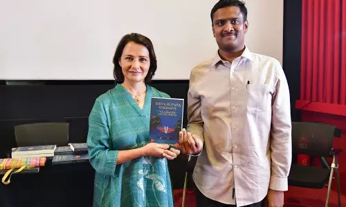अमला अक्किनेनी ने हैदराबाद में ACFM के पूर्व छात्रों का पहला उपन्यास लॉन्च किया