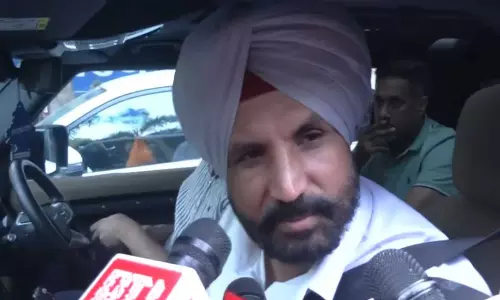 नेतृत्व बदलाव की चर्चा के बीच राजा वडिंग दिल्ली रवाना