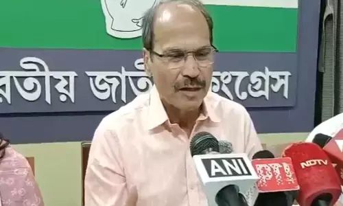 ममता बनर्जी को कांग्रेस में लौटने का अधीर चौधरी का न्योता