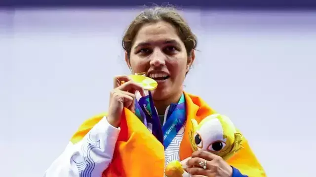 घर में टीवी नहीं फिर भी बेटी ने रचा इतिहास, नीरू ने दो दिन में जीते 3 पदक घर में टीवी नहीं फिर भी बेटी ने रचा इतिहास, नीरू ने दो दिन में जीते 3 पदक
