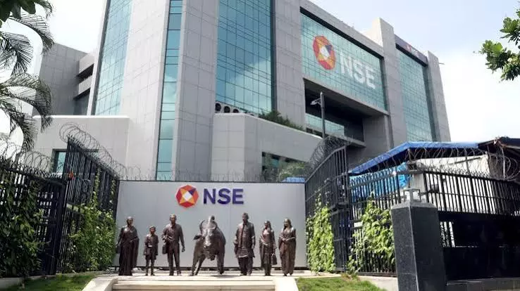 खुद के प्लेटफॉर्म पर ट्रेडिंग नहीं: SEBI प्रमुख ने NSE-BSE पर दिया बयान खुद के प्लेटफॉर्म पर ट्रेडिंग नहीं: SEBI प्रमुख ने NSE-BSE पर दिया बयान
