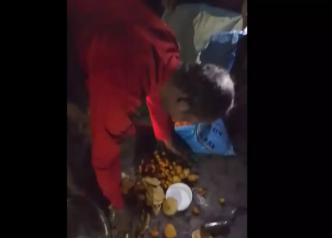 काले जादू की साजिश, श्मशान के पास तंत्र-मंत्र करते 9 लोग गिरफ्तार काले जादू की साजिश, श्मशान के पास तंत्र-मंत्र करते 9 लोग गिरफ्तार
