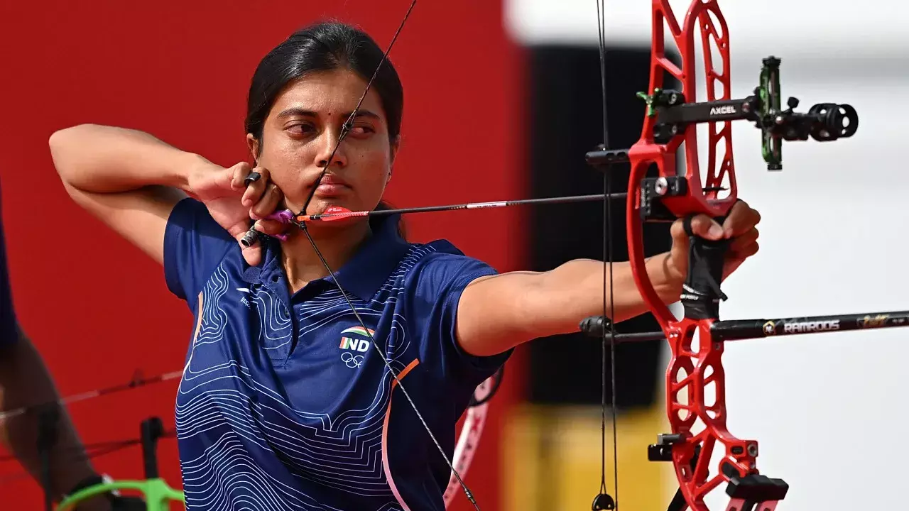 कंपाउंड महिला सिंगल्स के क्वार्टर फ़ाइनल से बाहर हुईं चिकिता कंपाउंड महिला सिंगल्स के क्वार्टर फ़ाइनल से बाहर हुईं चिकिता