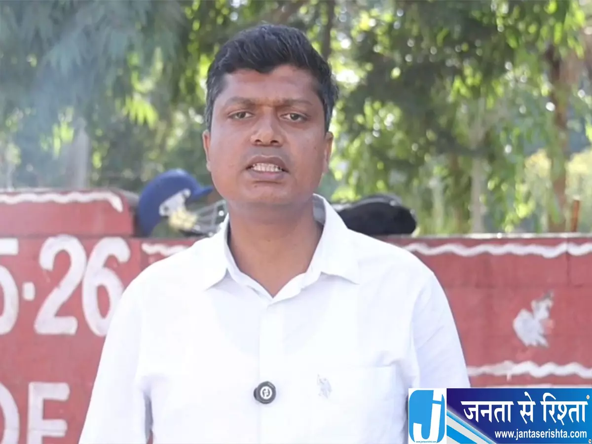 शाही मस्जिद का हिस्सा क्षतिग्रस्त अफवाहों पर चेतावनी शाही मस्जिद का हिस्सा क्षतिग्रस्त अफवाहों पर चेतावनी