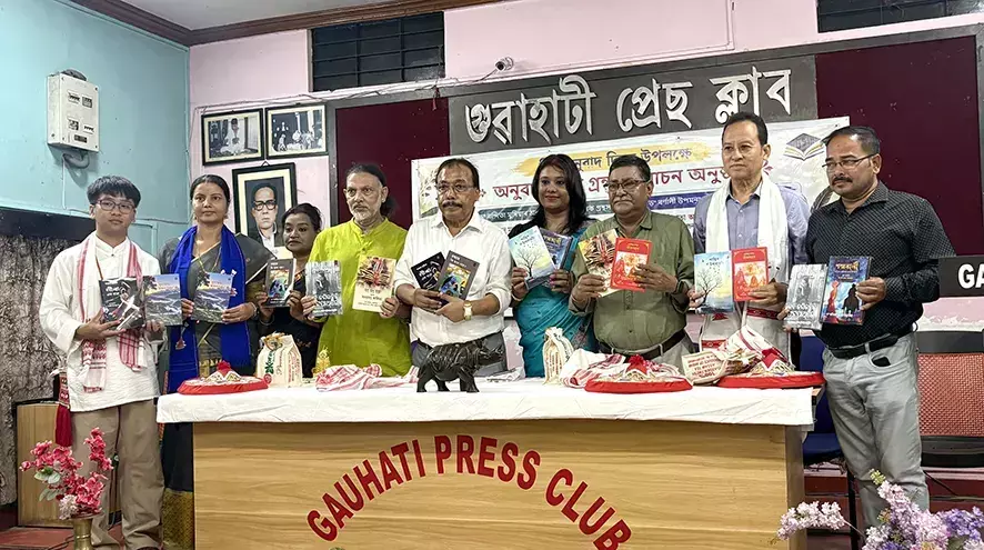 अरुणाचल के लेखक वांग्गो का उपन्यास असमिया साहित्य में शामिल अरुणाचल के लेखक वांग्गो का उपन्यास असमिया साहित्य में शामिल