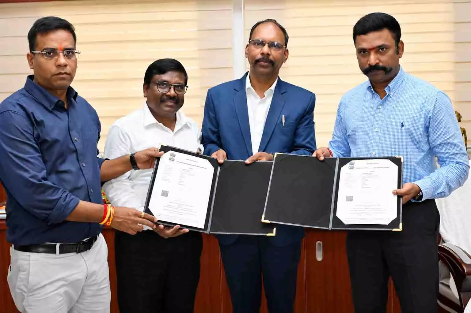 छत्तीसगढ़ की पुरातात्विक धरोहरों में बढ़ेंगी पर्यटक सुविधाएं छत्तीसगढ़ की पुरातात्विक धरोहरों में बढ़ेंगी पर्यटक सुविधाएं