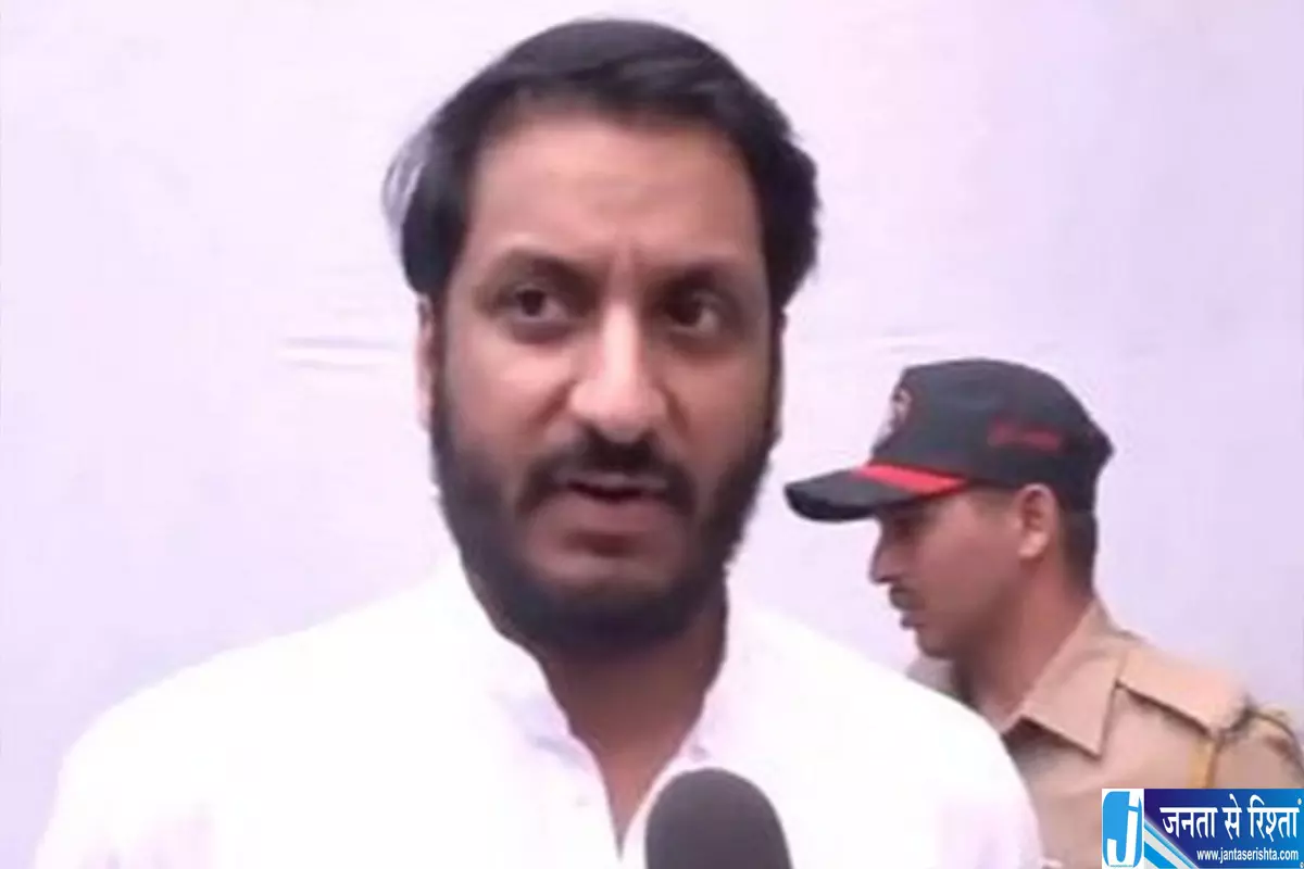 पार्थ पवार को आरोपी नहीं बनाने पर हाई कोर्ट ने पूछा सवाल पार्थ पवार को आरोपी नहीं बनाने पर हाई कोर्ट ने पूछा सवाल