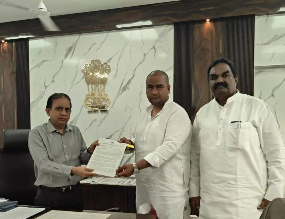 TPCC ने मुशीराबाद में फ़ॉर्म 7 के कथित दुरुपयोग की जांच की मांग की TPCC ने मुशीराबाद में फ़ॉर्म 7 के कथित दुरुपयोग की जांच की मांग की