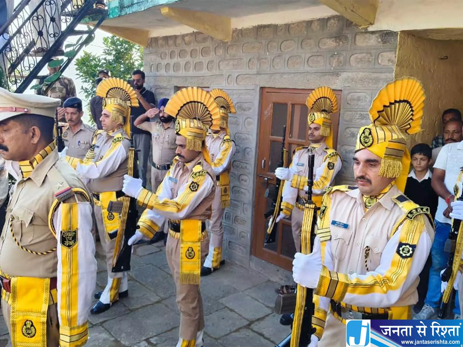 कठुआ फायरिंग में मारे गए चार CISF जवानों को अंतिम विदाई कठुआ फायरिंग में मारे गए चार CISF जवानों को अंतिम विदाई