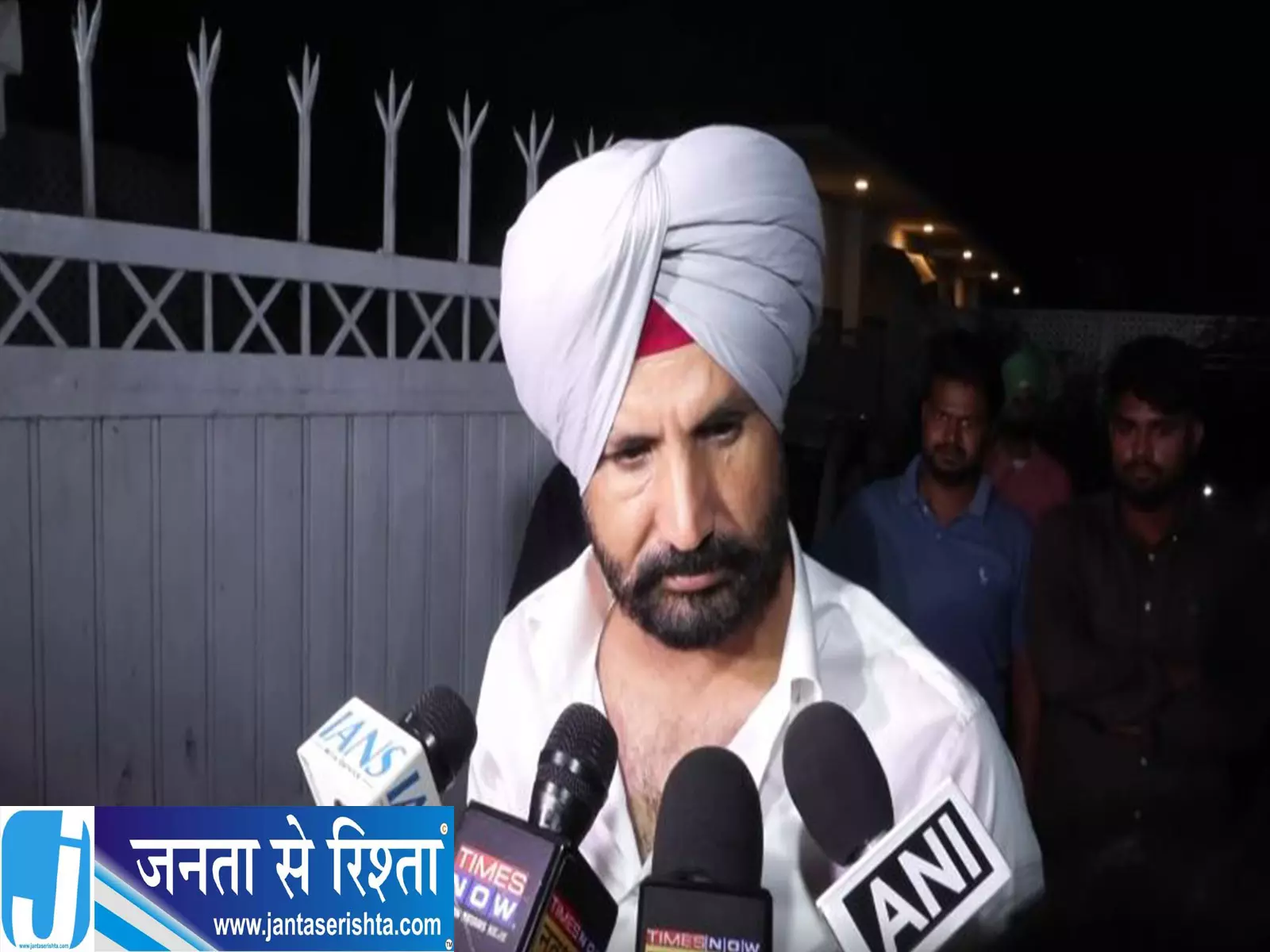 राहुल गांधी पर बिट्टू के बयान से गरमाई पंजाब की राजनीति राहुल गांधी पर बिट्टू के बयान से गरमाई पंजाब की राजनीति