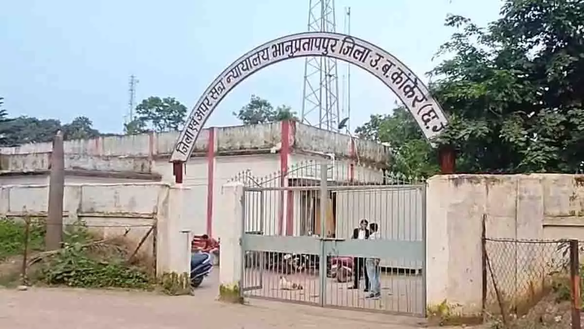 नाबालिग से दुष्कर्म के आरोपी को 10 साल की सजा, पॉक्सो कोर्ट ने लगाया जुर्माना नाबालिग से दुष्कर्म के आरोपी को 10 साल की सजा, पॉक्सो कोर्ट ने लगाया जुर्माना