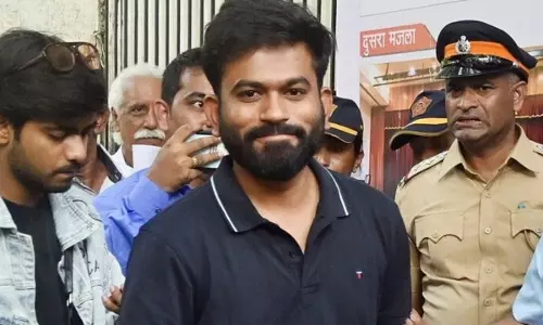 अभिजीत दीपके को हिरासत में लेने की खबर पर CJP का खंडन अभिजीत दीपके को हिरासत में लेने की खबर पर CJP का खंडन
