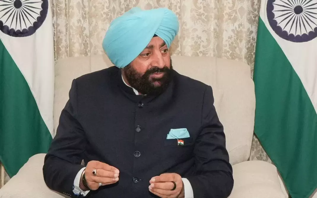 राज्यपाल-सीएम ने गांधी और शास्त्री के आदर्शों को अपनाने का दिया संदेश राज्यपाल-सीएम ने गांधी और शास्त्री के आदर्शों को अपनाने का दिया संदेश
