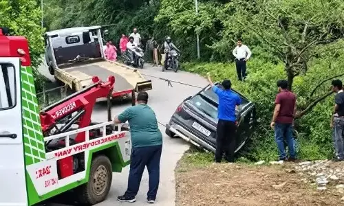 खड़ा डंडा मार्ग की हालत जस की तस, रोज हादसों से बढ़ी परेशानी खड़ा डंडा मार्ग की हालत जस की तस, रोज हादसों से बढ़ी परेशानी