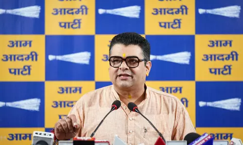 दिल्ली में कचरा प्रबंधन को लेकर अंकुश नारंग ने सरकार को घेरा
