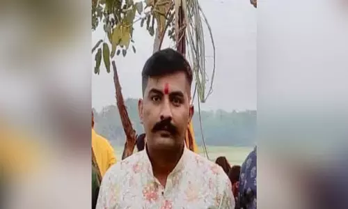 शोएब ढेबर मामला: राहुल गौतम और शिवम द्विवेदी लाइन अटैच, क्राइम ब्रांच में मचा हड़कंप शोएब ढेबर मामला: राहुल गौतम और शिवम द्विवेदी लाइन अटैच, क्राइम ब्रांच में मचा हड़कंप