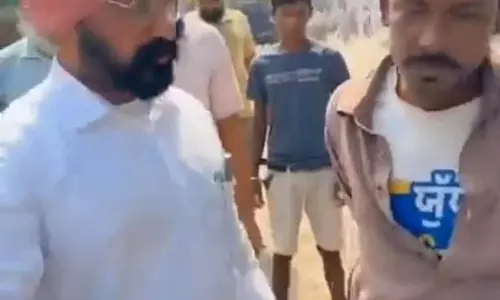 ‘वॉर अगेंस्ट ड्रग्स’ टी-शर्ट में हेरोइन संग पकड़ा युवक