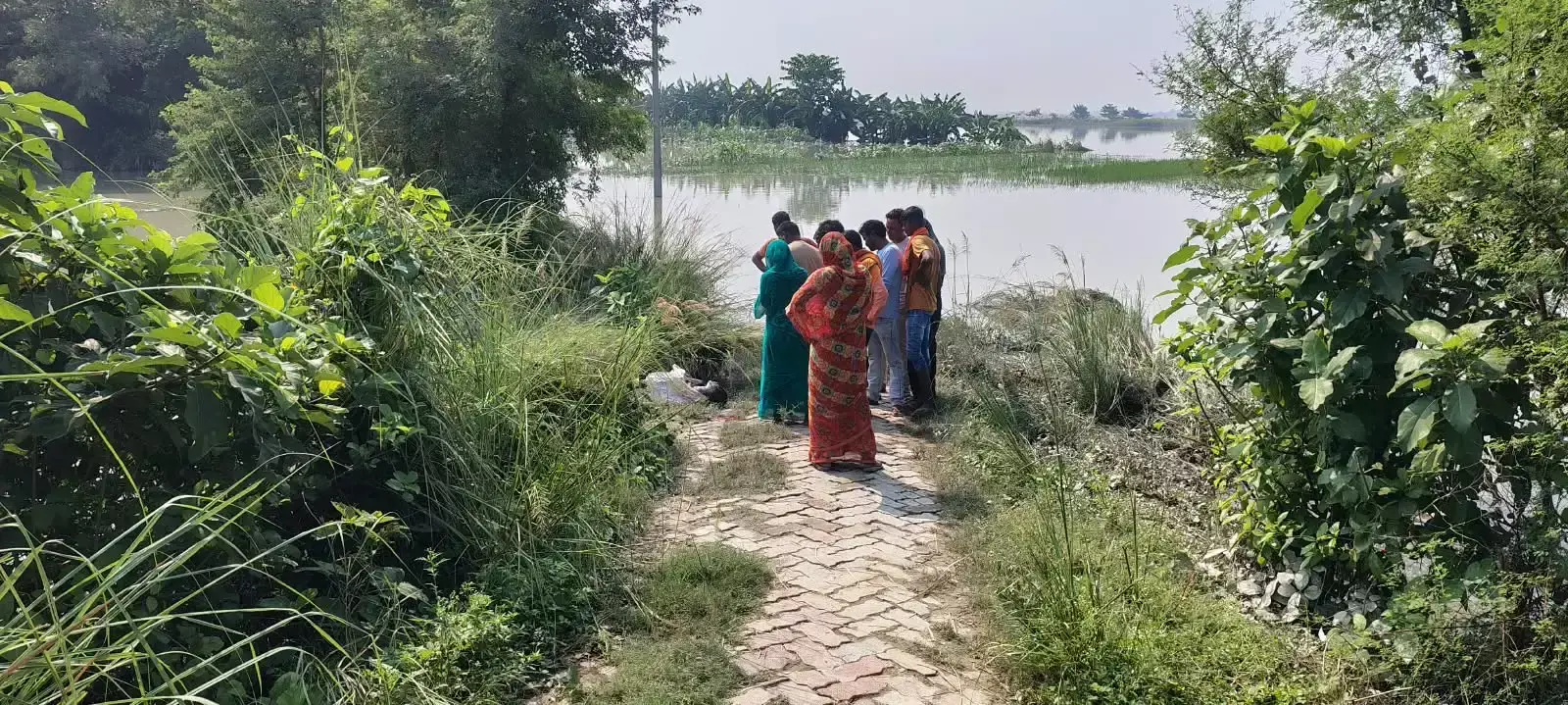 जंगली माई स्थान के पास बोरे में शव बरामद जंगली माई स्थान के पास बोरे में शव बरामद