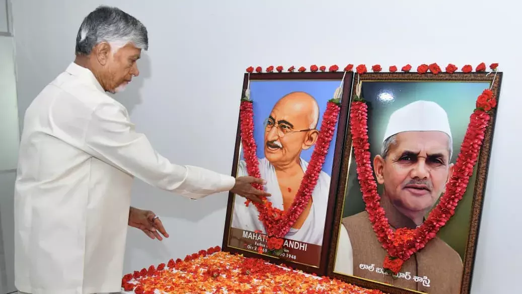 गांधीजी का जीवन और बलिदान देश के लिए हमेशा प्रेरणादायी: राज्यपाल गांधीजी का जीवन और बलिदान देश के लिए हमेशा प्रेरणादायी: राज्यपाल