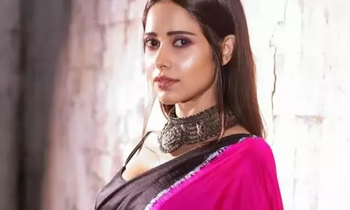 बाली में हादसे के बाद नुसरत भरूचा की रीढ़ की हड्डी में फ्रैक्चर, अस्पताल में भर्ती हैं एक्ट्रेस बाली में हादसे के बाद नुसरत भरूचा की रीढ़ की हड्डी में फ्रैक्चर, अस्पताल में भर्ती हैं एक्ट्रेस