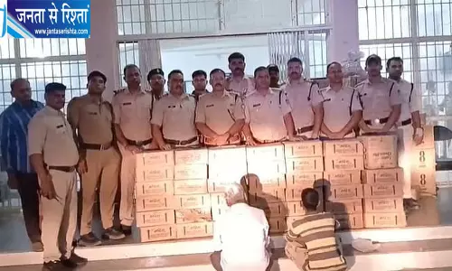 गांधी जयंती पर जबलपुर में अवैध शराब के खिलाफ कार्रवाई, 1005 लीटर शराब जब्त; दो गिरफ्तार गांधी जयंती पर जबलपुर में अवैध शराब के खिलाफ कार्रवाई, 1005 लीटर शराब जब्त; दो गिरफ्तार