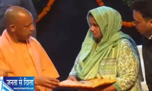 STF के जांबाजों को सम्मान, इंस्पेक्टर सुनील कुमार और दारोगा मुन्नेश सिंह की बहादुरी को मिला सम्मान