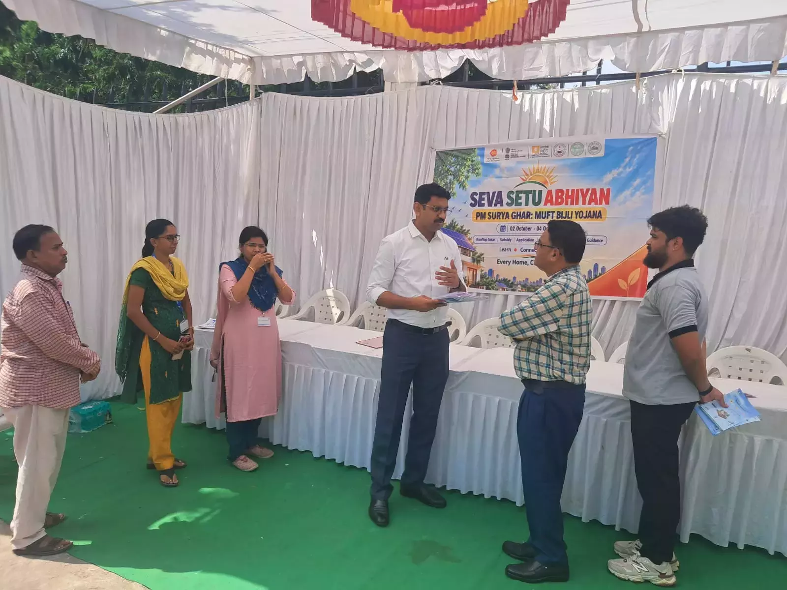 TGSPDCL के CMD ने TIMS में उपभोक्ता जागरूकता शिविर का उद्घाटन किया TGSPDCL के CMD ने TIMS में उपभोक्ता जागरूकता शिविर का उद्घाटन किया