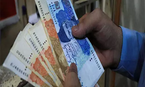 पाकिस्तान में बढ़े आयकर रिटर्न टैक्स भुगतान में गिरावट