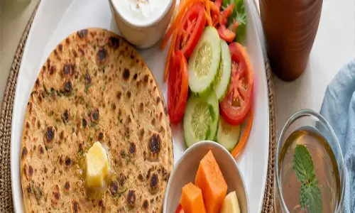 पराठे का स्वाद और सेहत दोनों रहें बरकरार ऐसे चुनें सही फैट पराठे का स्वाद और सेहत दोनों रहें बरकरार ऐसे चुनें सही फैट