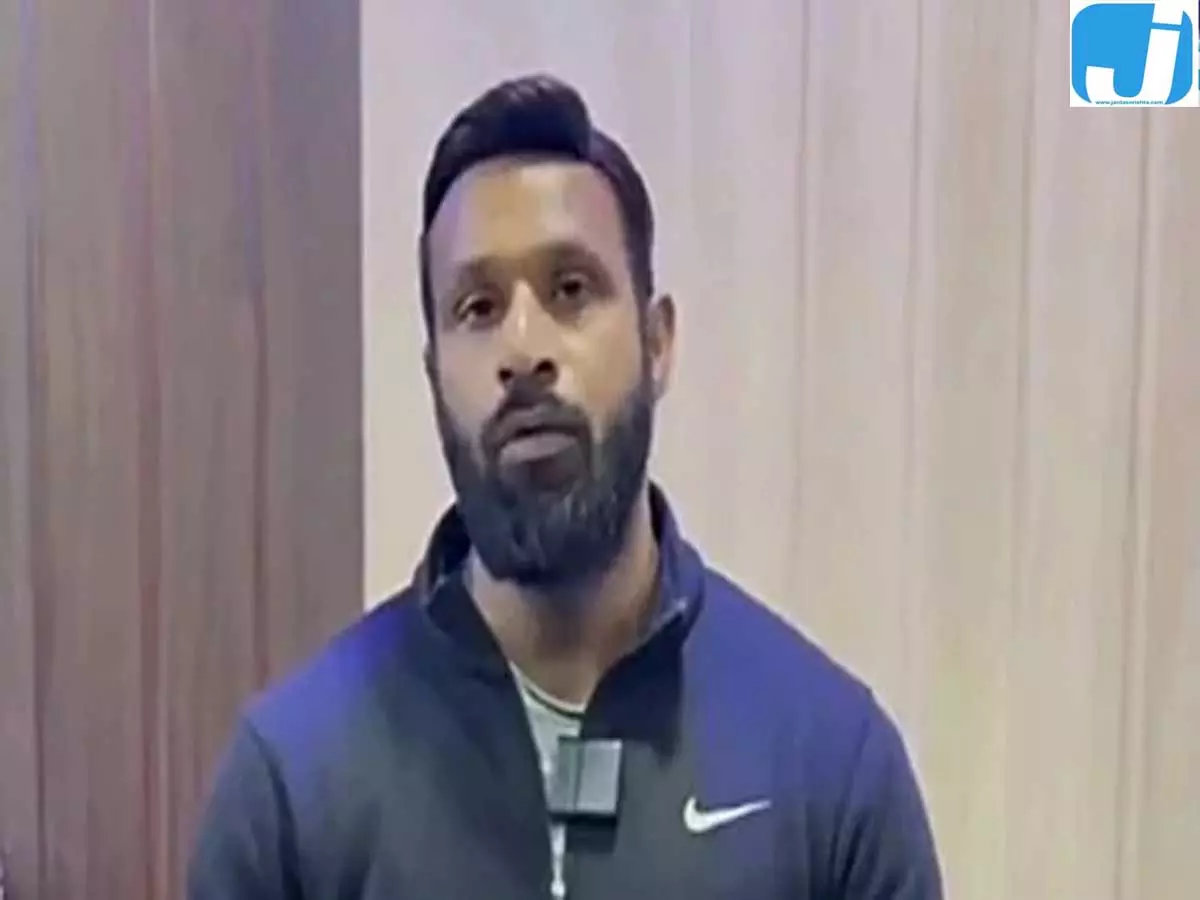 व्यापारी को जान से मारने की धमकी देने के आरोप में ‘मोहम्मद दीपक’ गिरफ्तार व्यापारी को जान से मारने की धमकी देने के आरोप में ‘मोहम्मद दीपक’ गिरफ्तार