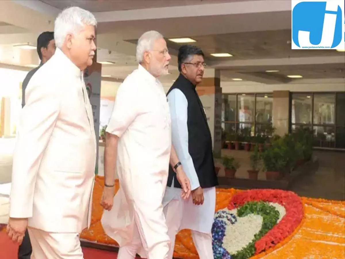 आरएस शर्मा का नया प्रयोग, मरीजों को आसानी से मिलेंगे डॉक्टर आरएस शर्मा का नया प्रयोग, मरीजों को आसानी से मिलेंगे डॉक्टर