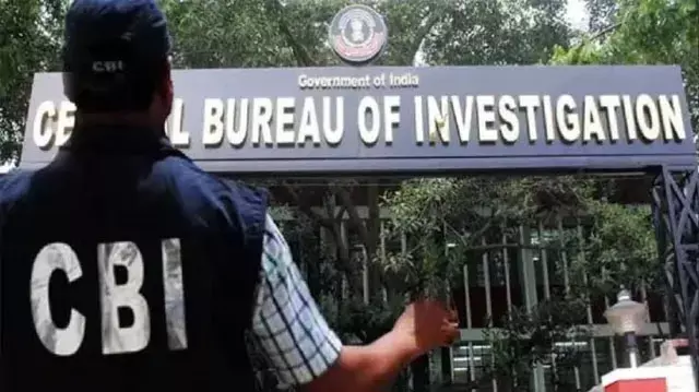 नौ साल पुराने रिश्वत केस में धीरज दत्त को झटका, CBI कोर्ट ने डिस्चार्ज अर्जी खारिज की नौ साल पुराने रिश्वत केस में धीरज दत्त को झटका, CBI कोर्ट ने डिस्चार्ज अर्जी खारिज की