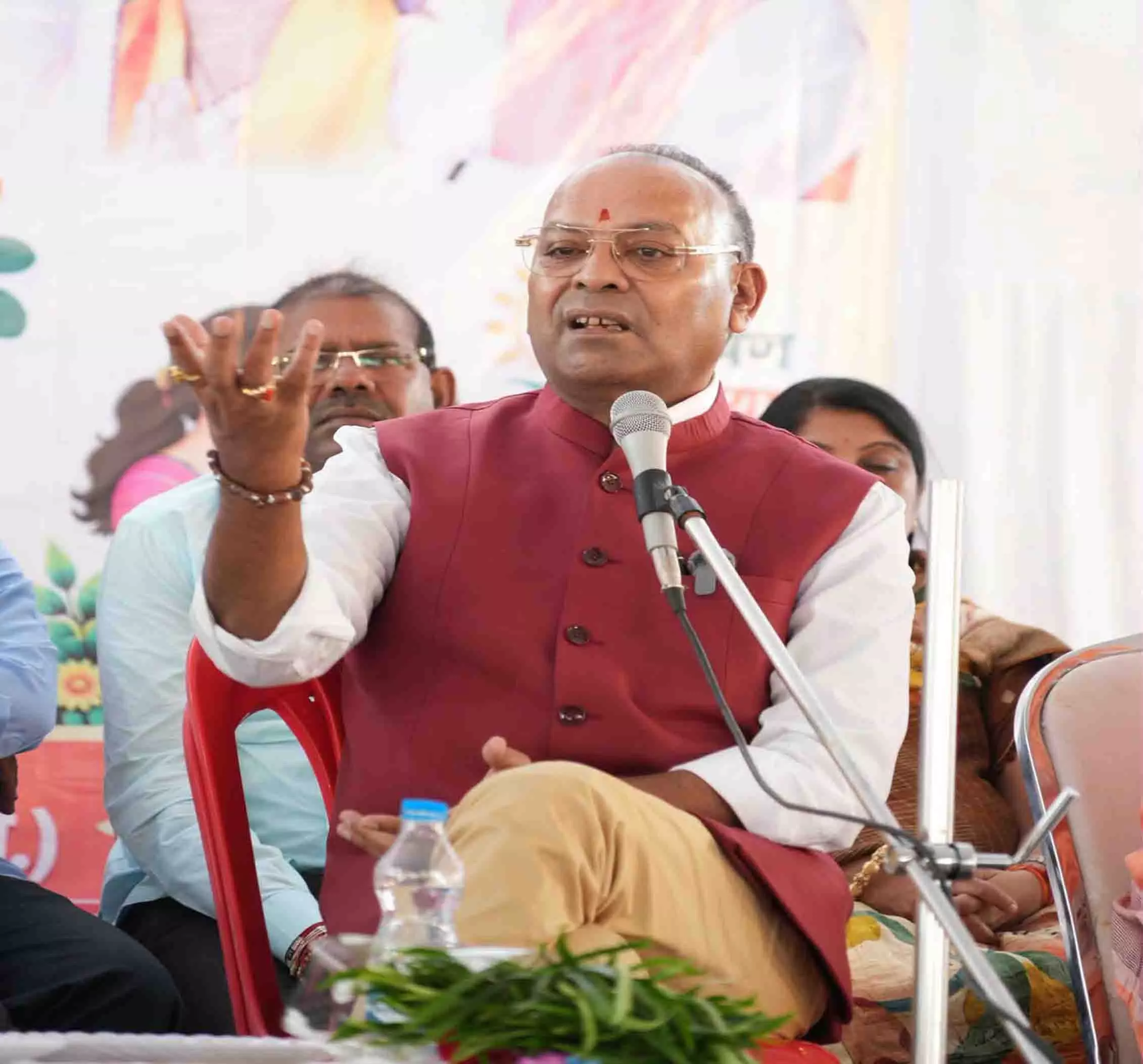यूथ कांग्रेस की राजनीति को लेकर विधायक चंद्राकर का बड़ा बयान यूथ कांग्रेस की राजनीति को लेकर विधायक चंद्राकर का बड़ा बयान