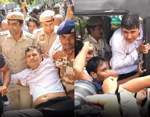जंतर-मंतर पर आप का प्रदर्शन, सौरभ भारद्वाज समेत कई हिरासत में जंतर-मंतर पर आप का प्रदर्शन, सौरभ भारद्वाज समेत कई हिरासत में