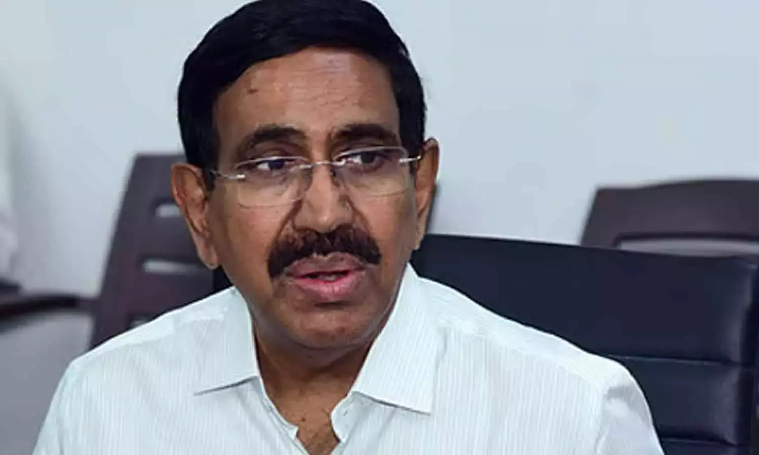 अब तक पेंशन पर 76,000 करोड़ रुपये खर्च: नारायण अब तक पेंशन पर 76,000 करोड़ रुपये खर्च: नारायण