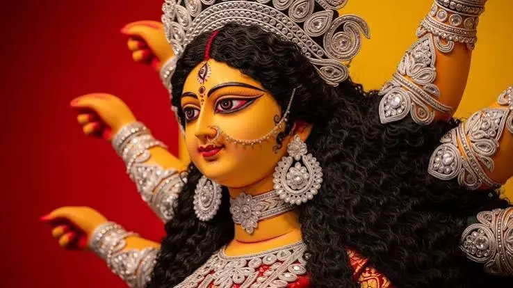 मां दुर्गा के 9 स्वरूप और उनका आशीर्वाद, जानें हर दिन का महत्व मां दुर्गा के 9 स्वरूप और उनका आशीर्वाद, जानें हर दिन का महत्व